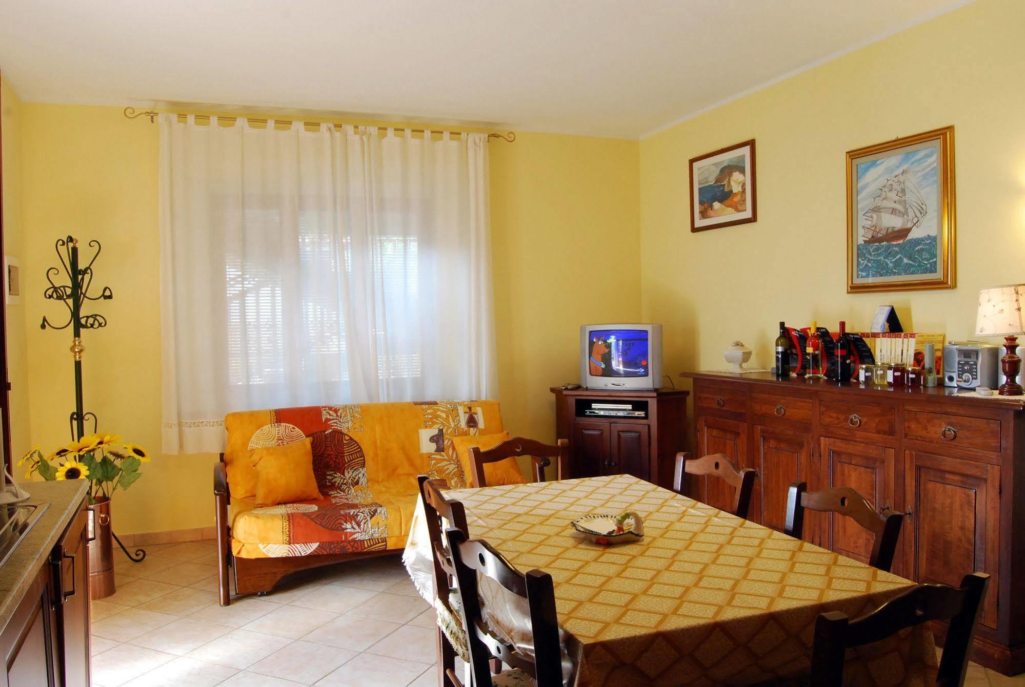 B&B Da Franca Camporgiano Extérieur photo